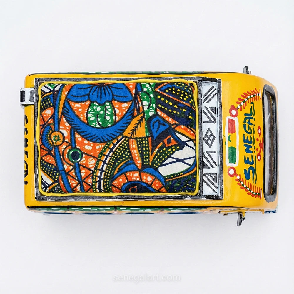 Maquette Car Rapide Du Sénégal - Véhicule Artisanal En Bois - Fait Main Et Pièce Unique
