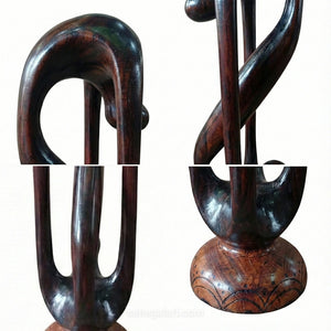 Sculpture Africaine Abstraite en Bois Poli - Fait Main Et Pièce Unique