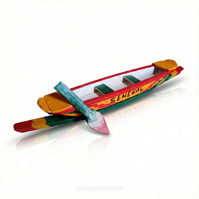 Maquette de Pirogue Sénégal en Bois - Artisanat Africain Traditionnel Fait Main